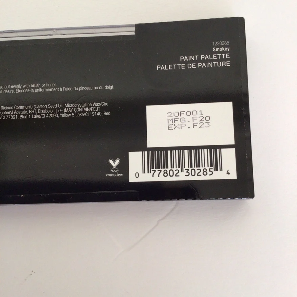 CLEARANCE MAKE OFFER ! WET N WILD HALLOWEEN FACE MAKEUP PALETTE IN SMOKEY NWT